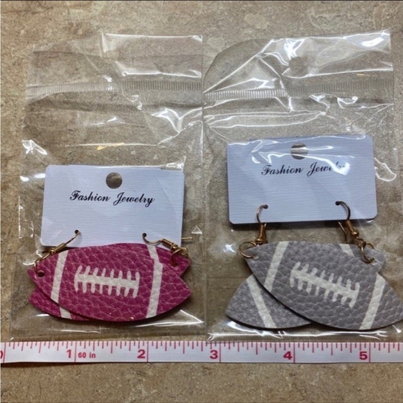 Football earrings - Picture 1 of 3